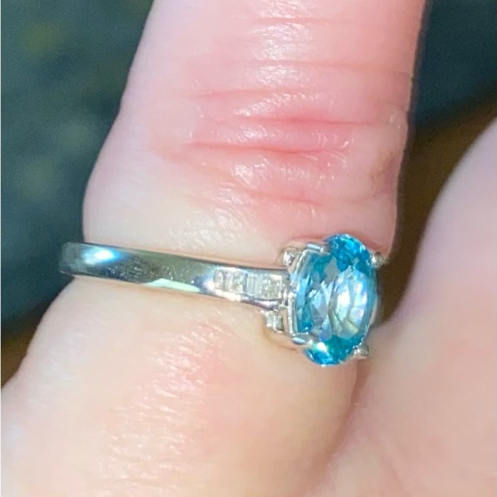 NWT Cambodian Blue Zircon & Diamond Ring in Platinum over .925 Sterling Silver! - Picture 9 of 9